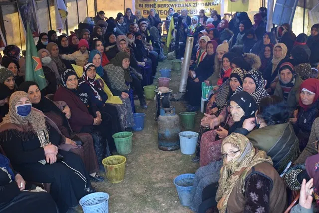 Beşdarên çalakiya li Qamişloyê: Em ê piştevaniya berxwedana greva birçîbûnê bikin