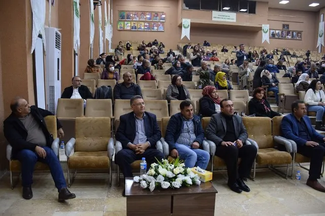 Meclisa Kantona Qamişloyê kar û xebatên sala 2020`an de bi civînekê nirxandin