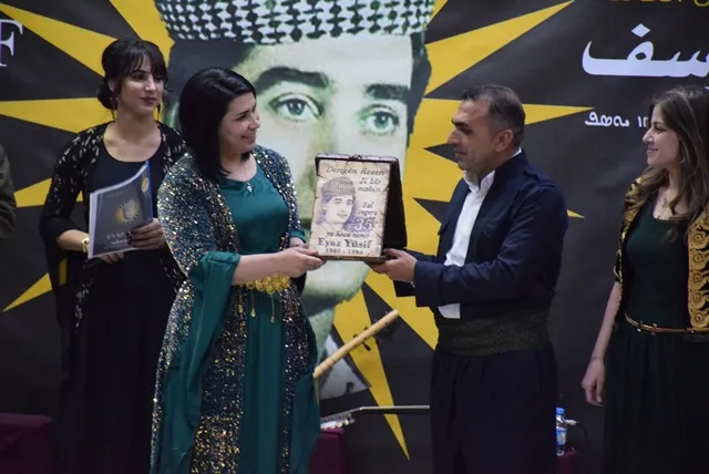Hunermend Ayaz Yûsif li Qamişlo hat bi bîranîn