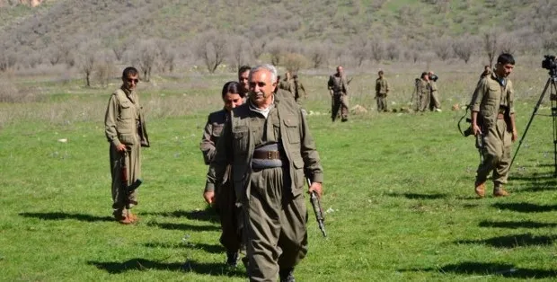 Karayilan: Lehengên Garê Erdogan neçarî gotina "Em bi bin ketin" kir