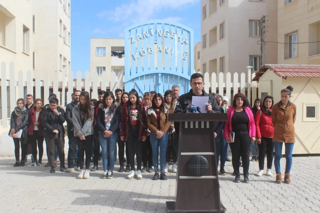 Fakulteya Wêjeyê ya Zanîngeha Kobanê 21’ê Sibatê pîroz kir