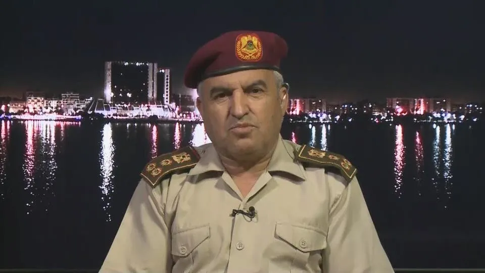 El-Mehcûb: Em ê fermandariya artêşê radestî serokekî ji aliyê gel ve hatiye hilbijartin bikin
