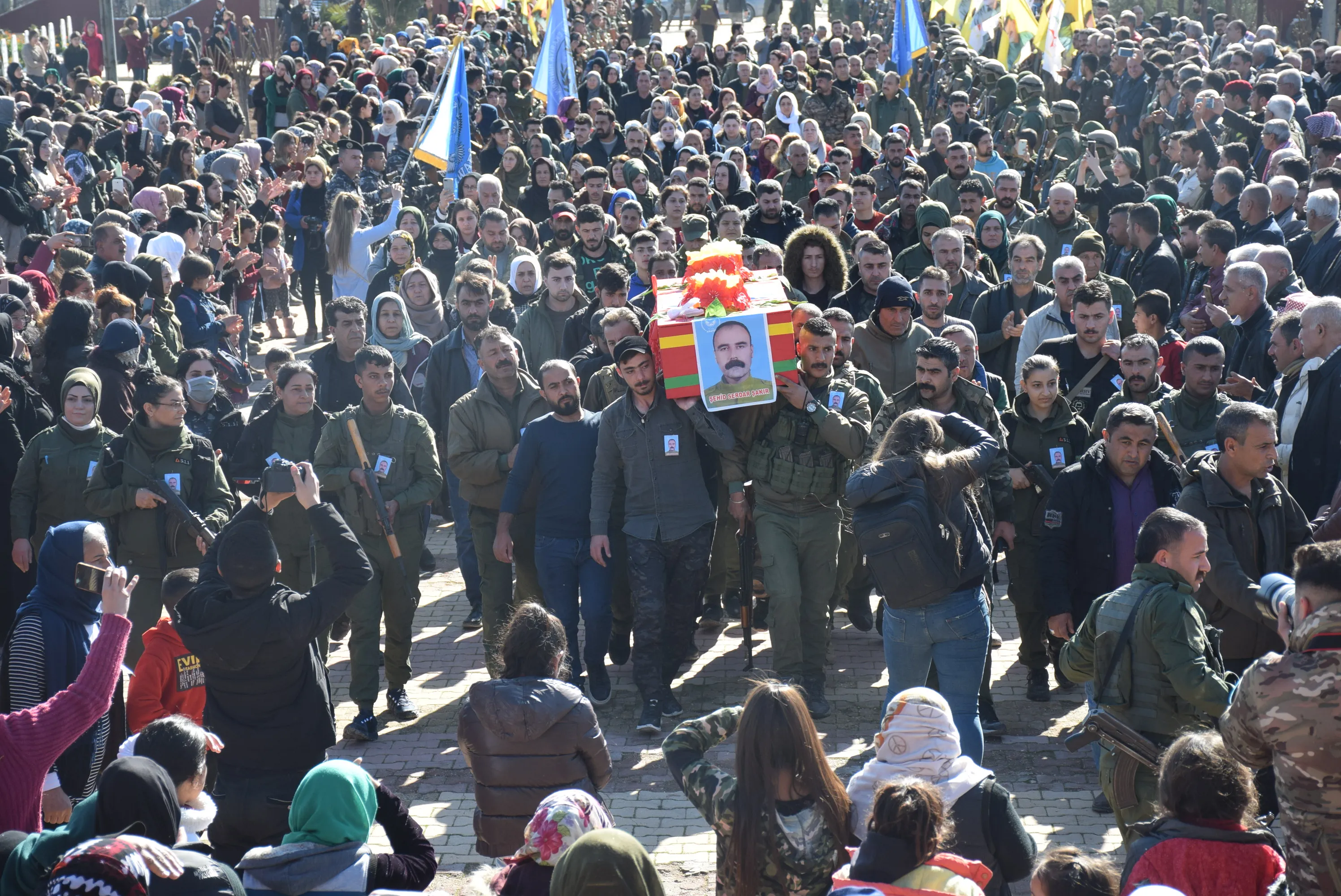 Cenazeyê şehîd Şakir li Qamişlo hate veşartin