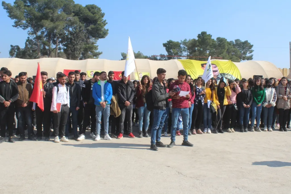 Li Kobanê li dijî komploya 15'ê Sibatê çalakiya bi kon