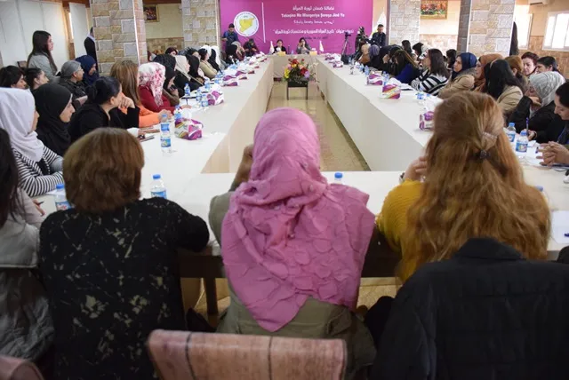Nivîsgeha Jinan a MSD'ê panelek li Qamişlo li dar xist