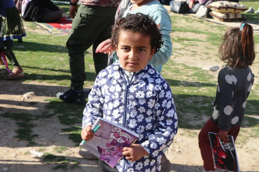 Alîkarî li malbatên ku ji ber êrişên dagirkeriyê ziyan dîtine, hatin belavkirin