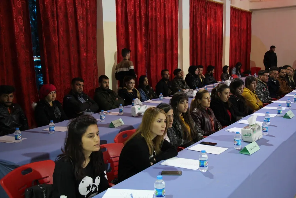 Li Minbicê der barê aktîfkirina rola ciwanan di civakê de panelek hate dayîn