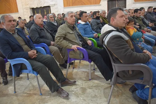 `Eşqa rêbertî ji gel û welatê xwe re komplo têk bir`