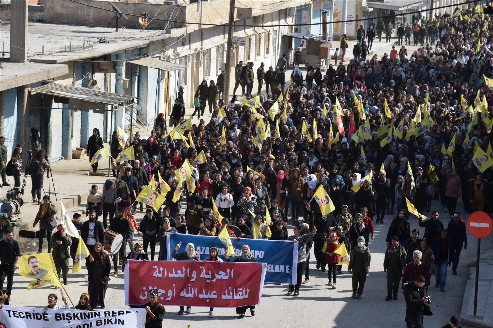 Bi wêneyan-Çalakiyên li Bakur û Rojhilatê Sûriyê yên li dijî komploya 15'ê Sibatê