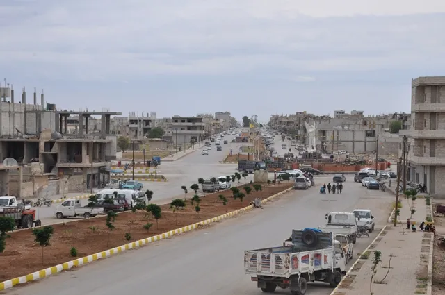 Li Kobanê du malbat bi hev ketin: 2 kes birîndar bû