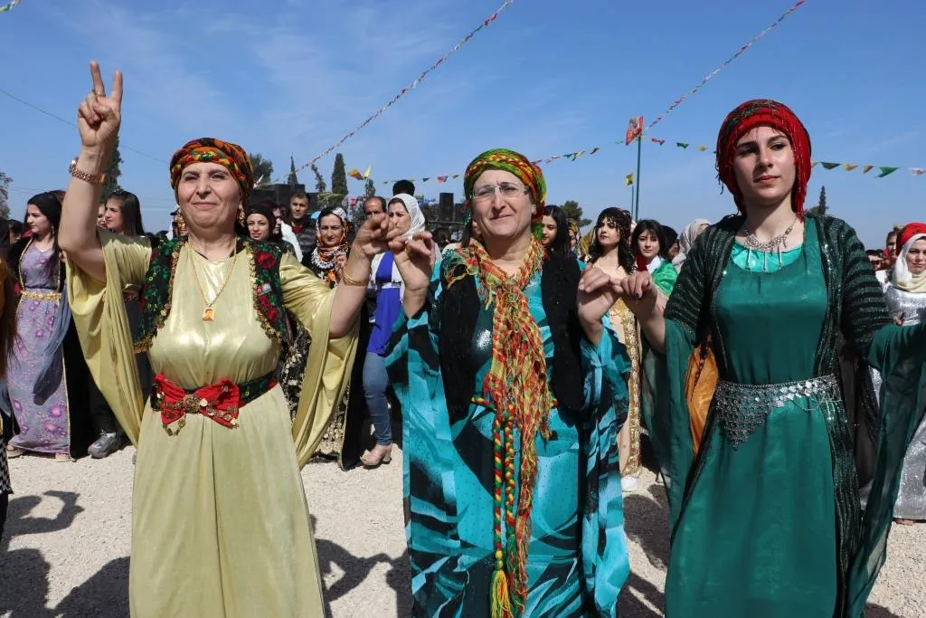 Bi dîmen û wêne…Newroza li Bakur û Rojhilatê Sûriyê