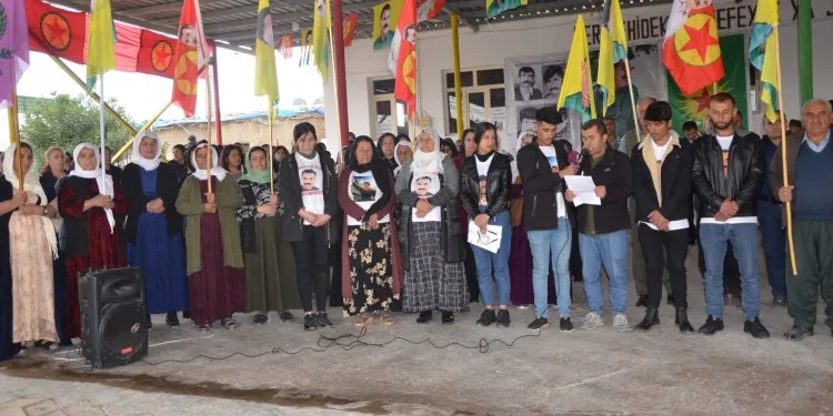 Li Mexmûrê şehîdên Serhildana Qamişloyê hatin bibîranîn