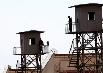 Greva birçîbûnê ya girtiyên siyasî di roja 102`yan de ye