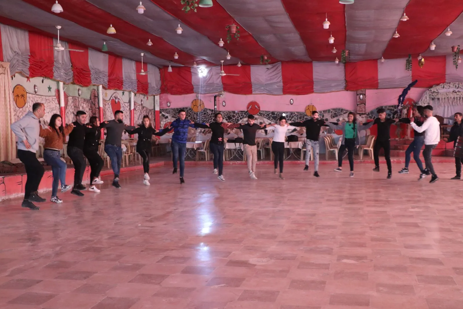 Navendên çandê bi amadekariyên xurt 8`ê Adarê pêşwazî dikin