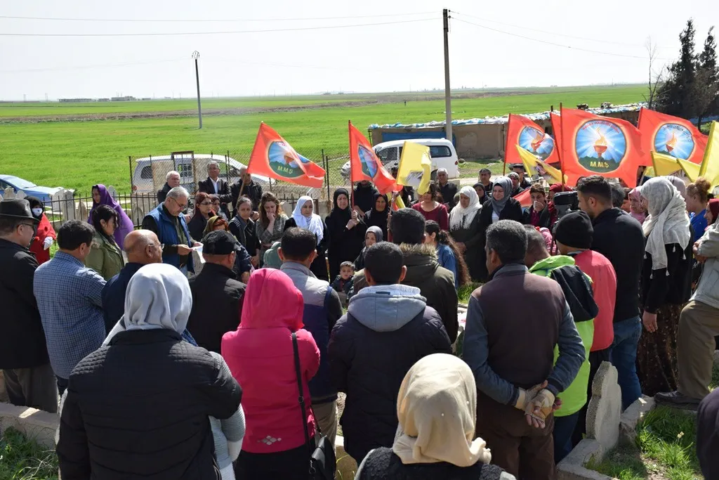 Li Tirbespiyê û Amûde bîranîna şehîdên Serhildana 12`ê Adarê
