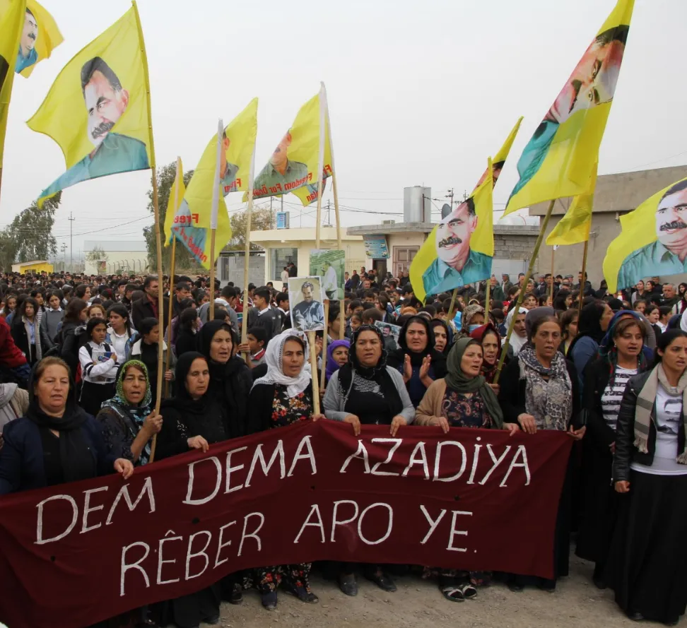 ​​​​​​​Mexmûrî: Gelê Kurdistanê deyndarê Rêber Apo ye