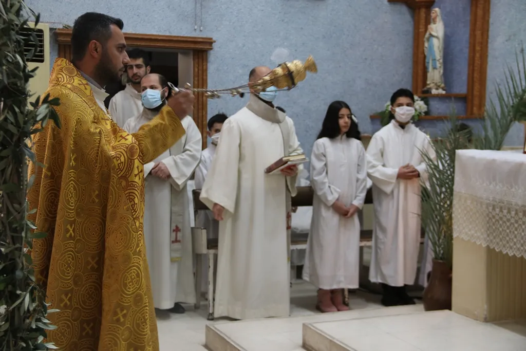Keldanên Dêrikê cejna Yekşema Palmiyan pîroz kir