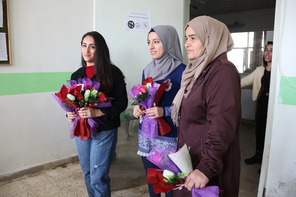 Nexweşxaneya Gel a Dêrikê kadroyên tenduristiyê xelat kirin