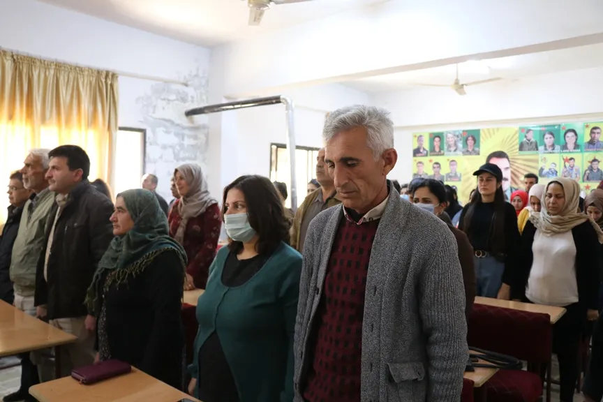 Bi boneya rojbûna rêber Ocalan çalakî berdewam in