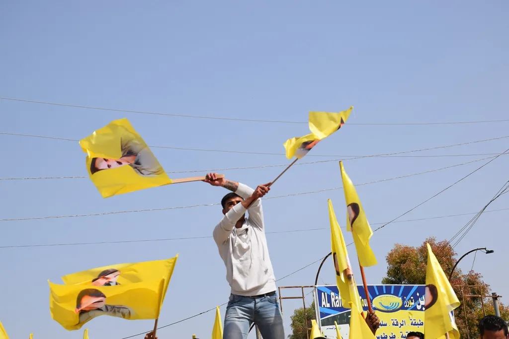 ​​​​​​​Li Bakur û Rojhilatê Sûriyê bi deh hezaran kes ji bo Ocalan li qadan bûn