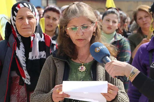 ​​​​​​​Meclisa Qamişlo xwest ku şandeyek ji bo Îmraliyê were şandin