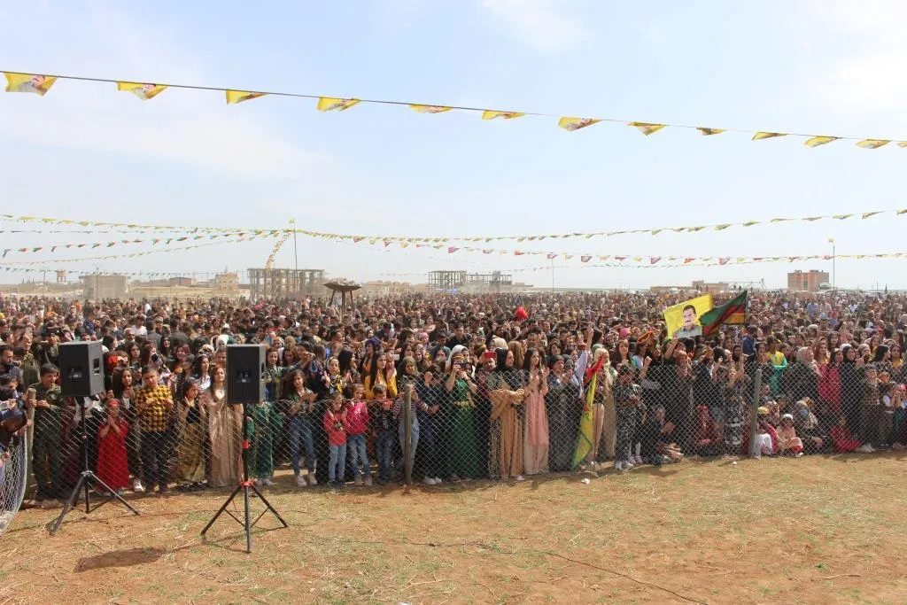 Pîrozbahiyên Newrozê yên li Bakur û Rojhilatê Sûriyê bi dawî bûn