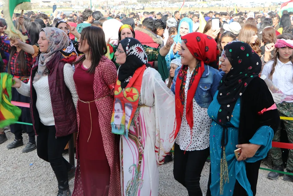 Pîrozbahiyên Newrozê yên li Bakur û Rojhilatê Sûriyê bi dawî bûn