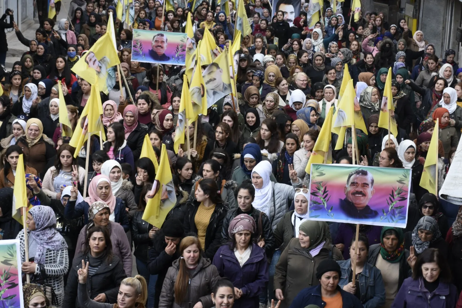 Jinên Helebê: Têkoşîn çeka me ya ji bo pêkanîna azadiya rêberê me ye
