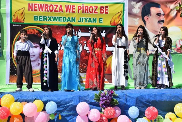 ​​​​​​​Li bajarokê Girbawî agirê Newrozê hate geşkirin