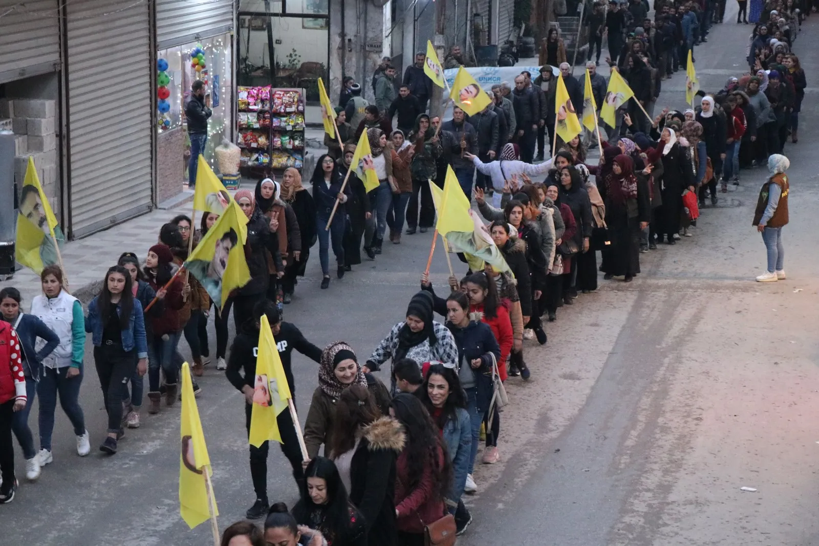 Li Heleb û Şehbayê ji bo 8'ê Adarê meşên bi meşeleyan