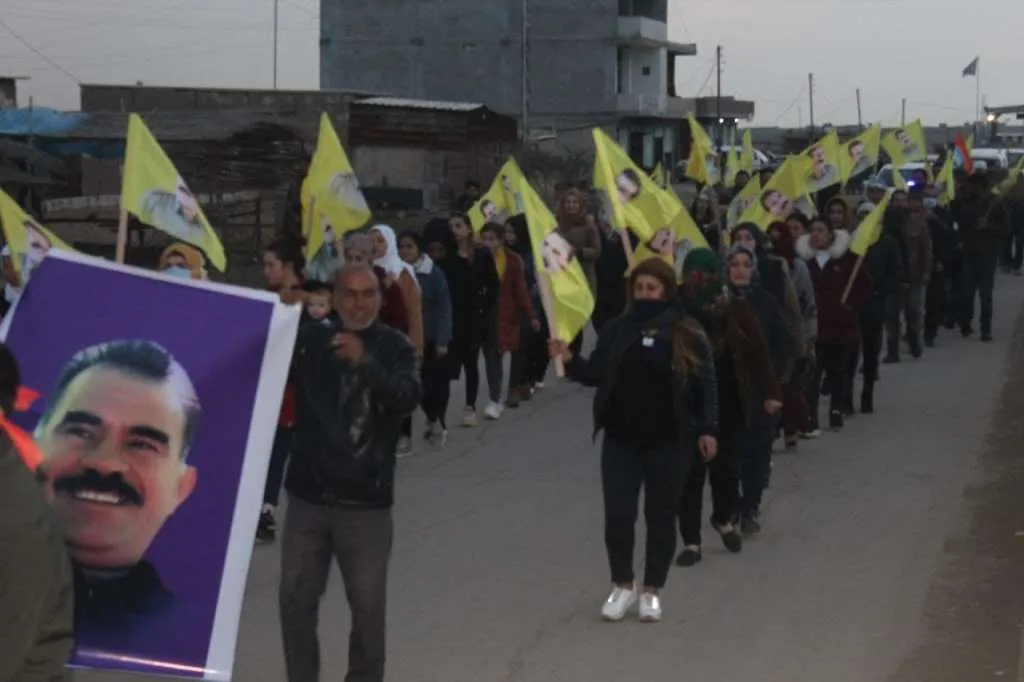 ​​​​​​​Li kantona Qamişlo gel ji bo rêber Abdullah Ocalan li qadan bûn