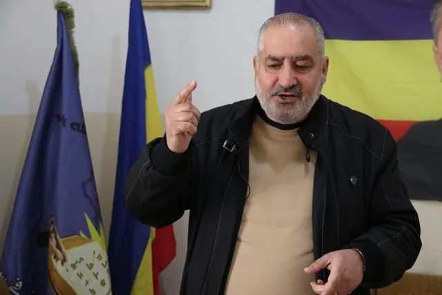 ​​​​​​​Komeleya Çandê ya Suryanî: Divê her kes ji bo rêbertî bixebite