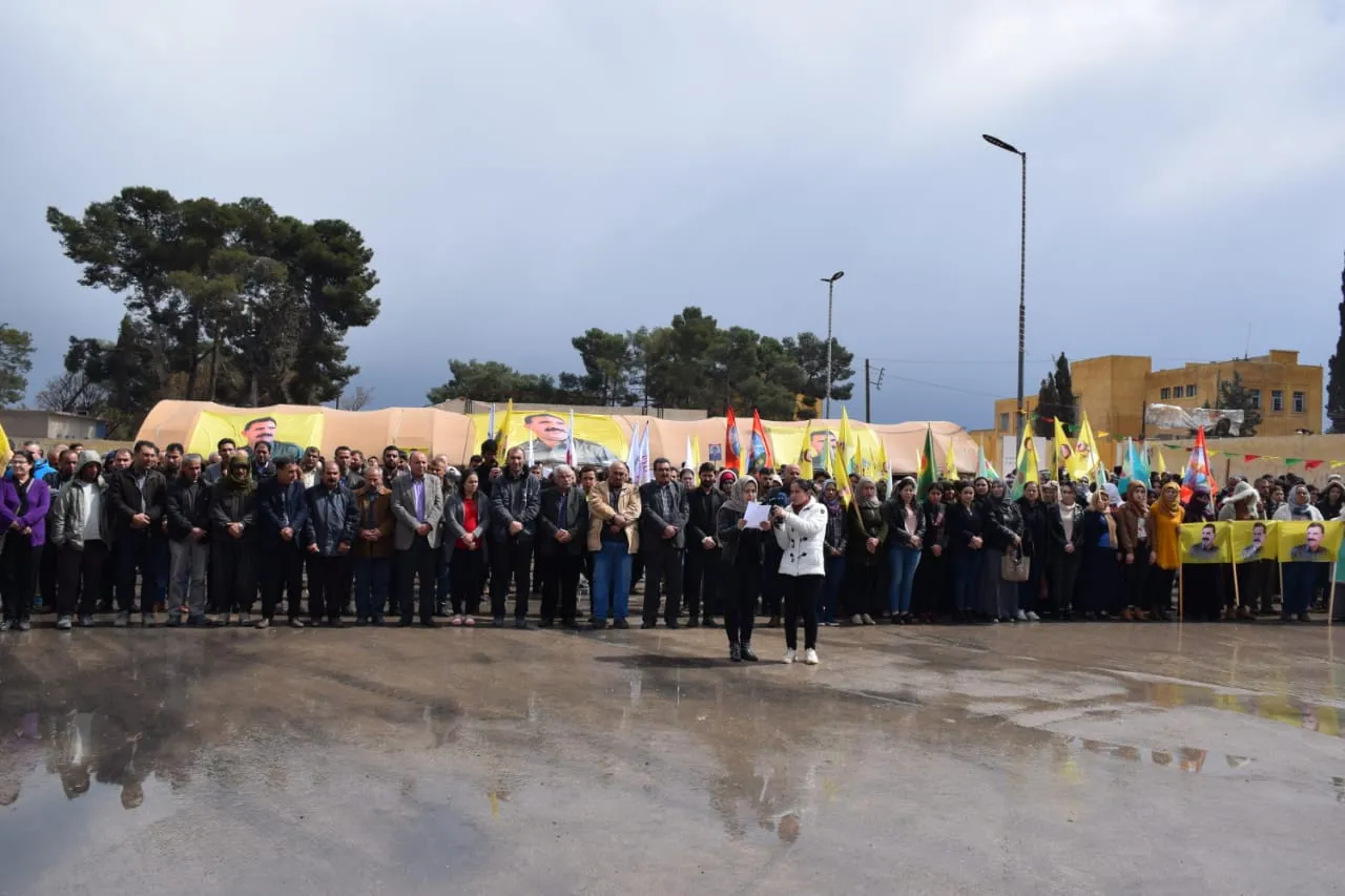 Çalakiya bi kon a ciwanên şoreşger a li Kobanê di roja duyemîn de ye