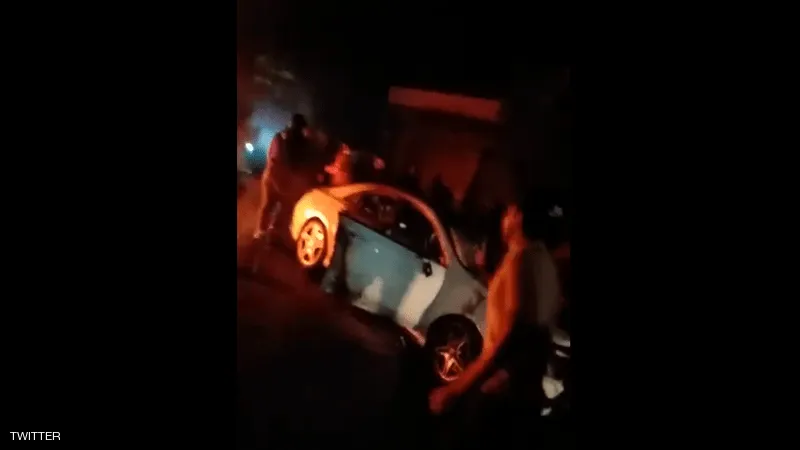 Li Lubnanê erebeyekê da nav xwepêşanderan