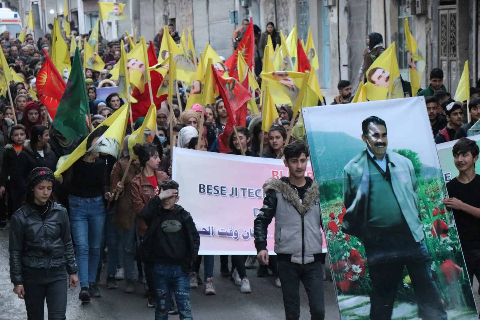 Ciwanên Heleb, Kobanê û Minbicê xwestin ku hevdîtin bi rêbertî re bê kirin