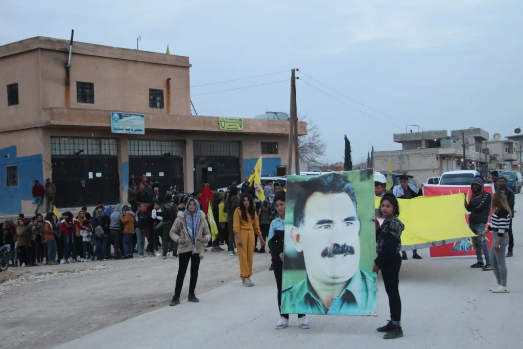 Ciwanên Heleb, Kobanê û Minbicê xwestin ku hevdîtin bi rêbertî re bê kirin