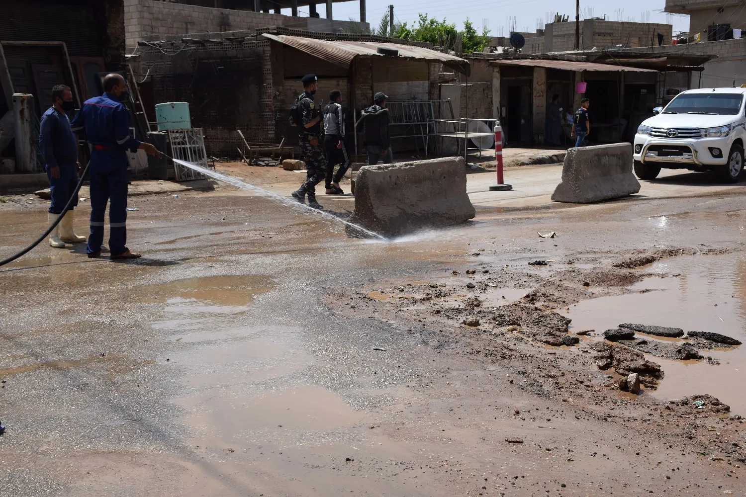 Xebatên xizmetguzariyê li taxa Teyî ya rizgarkirî dewam dikin