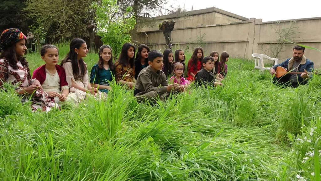 Koma Kulîlkên Azadiyê bi wesîleya 4'ê Nîsanê dar çandin