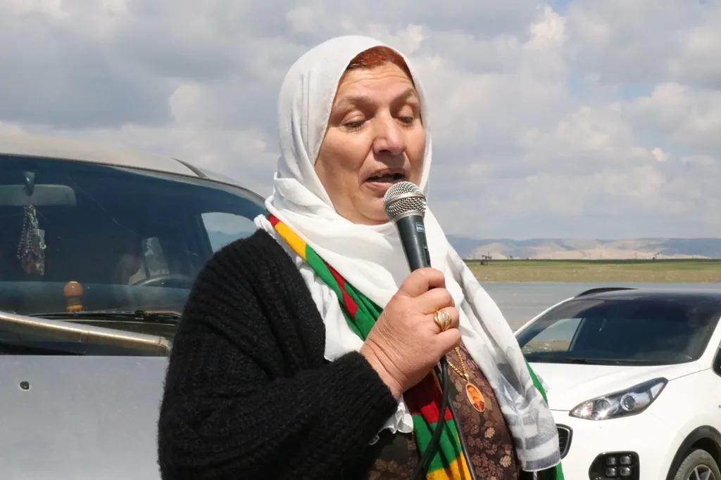 Li Bakur û Rojhilatê Sûriyê pîrozbahiyên ji bo rojbûna rêber Ocalan