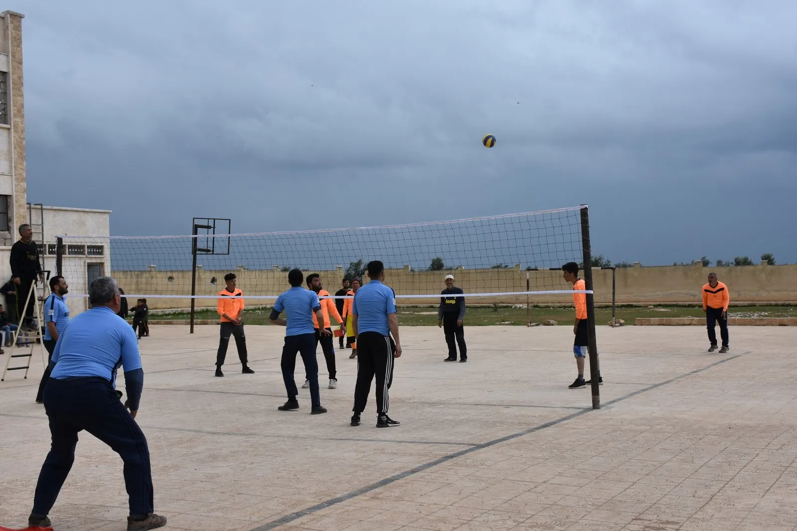 ​​​​​​​Yekitiya Werzîşê ya Efrînê turunveya volebolê da destpêkirin
