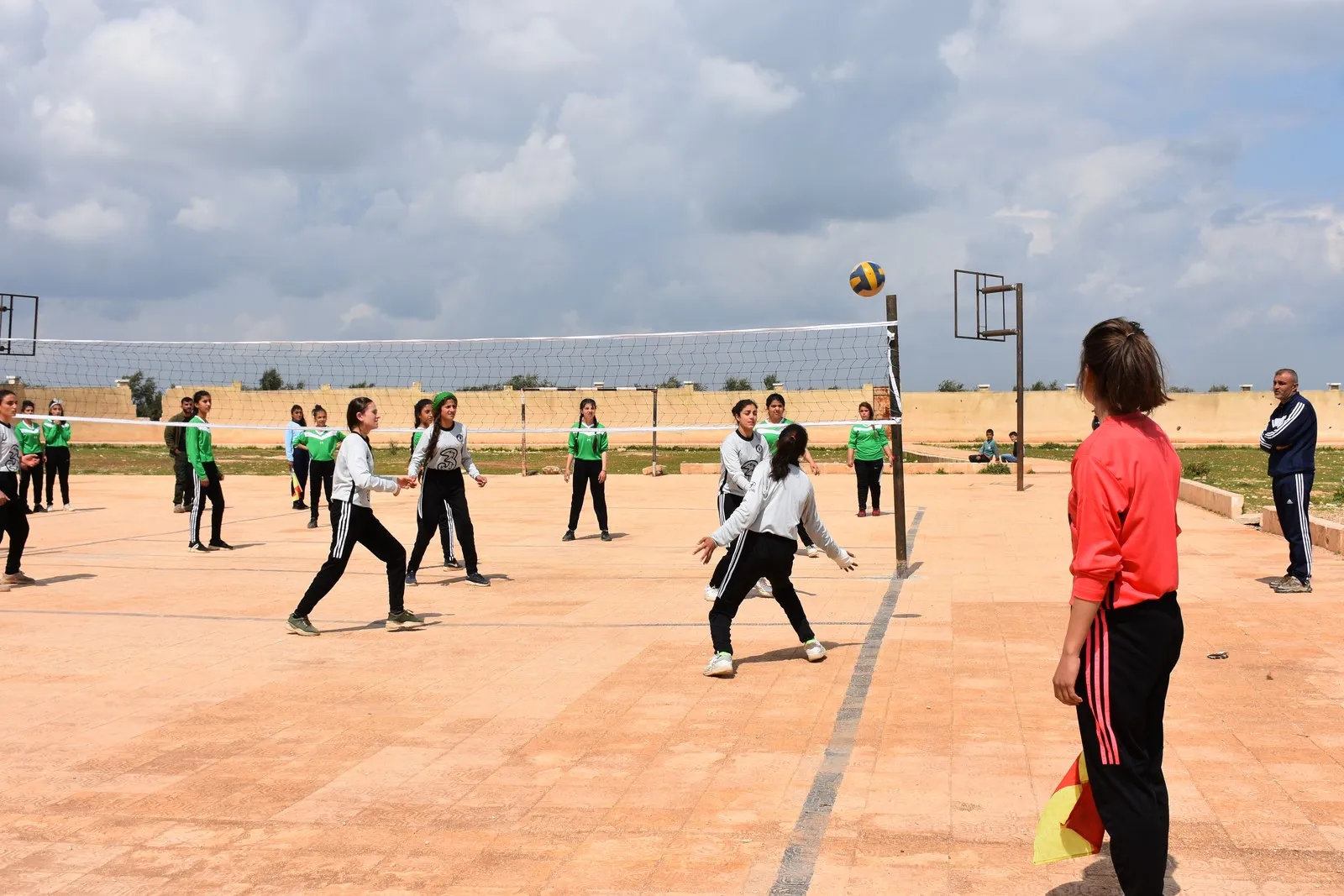 Li Şehbayê turnuveya voleybolê ya jinên ciwan dest pê kir