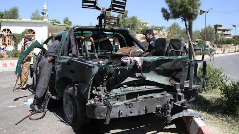 Li Efganistanê di êrişeke bombeyî de bi kêmanî 30 kes mirin