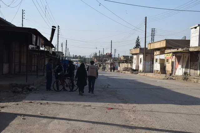 Piştî derxistina çeteyên Dîfaa El-Wetenî jiyan li taxa Teyî aram bûye
