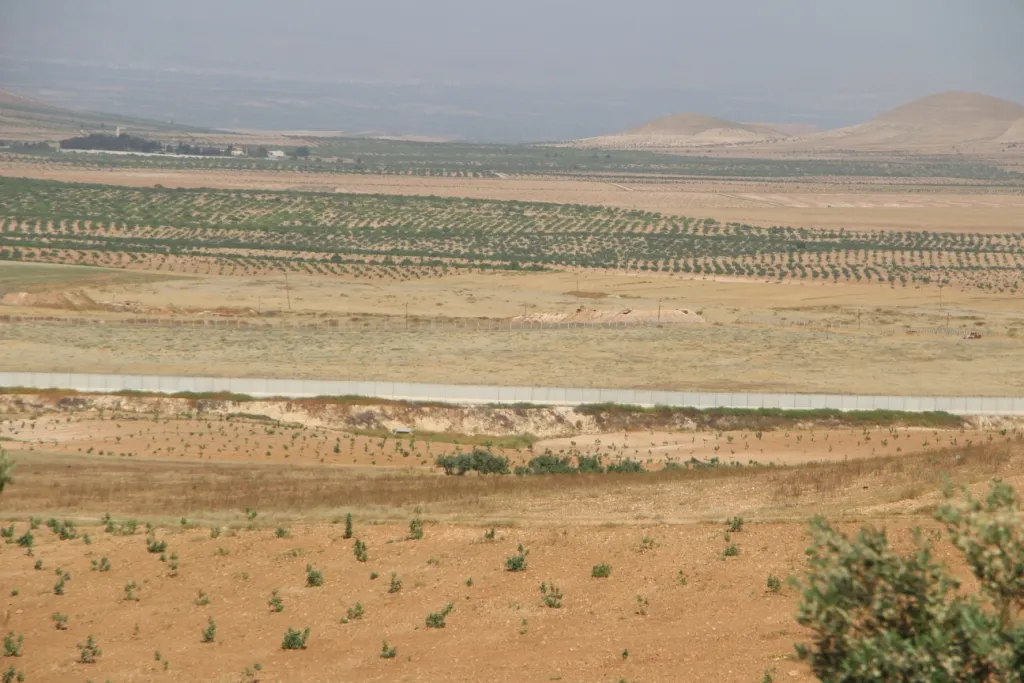 Şêniyên Kobanê: Dewleta Tirk dixwaze gelê herêmê birçî bike