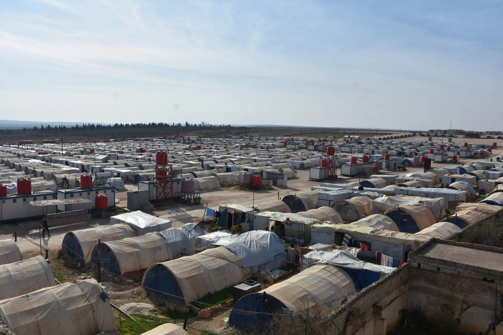 Li kampa Şehbayê Kurd û Ereb ji bo vegerê bi hev li ber xwe didin