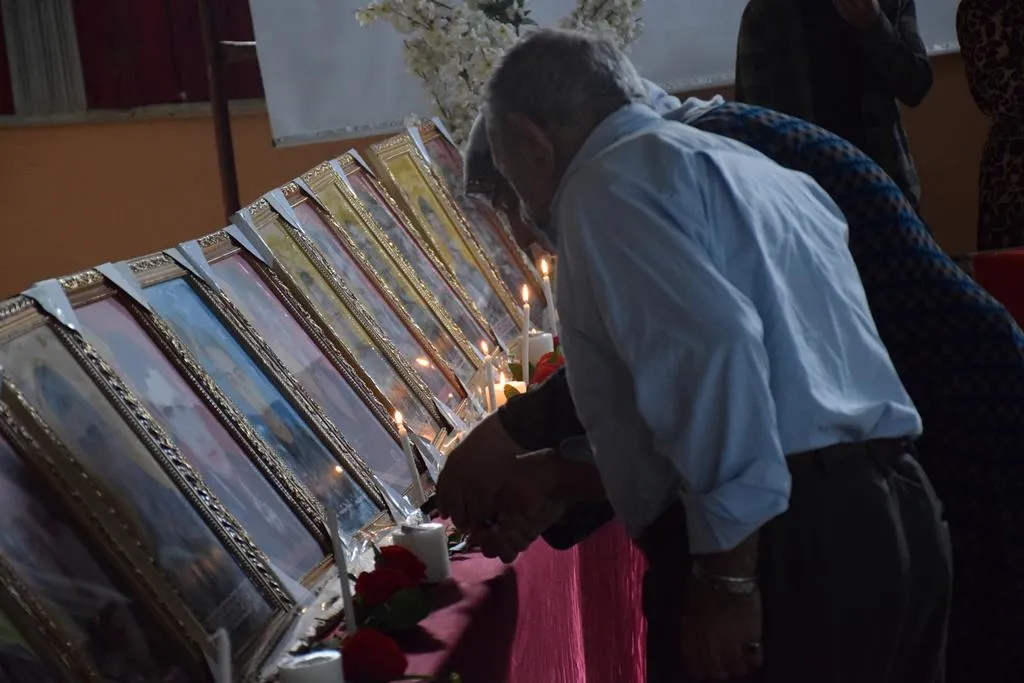 Şêniyên Tirbêspiyê şehîdên meha Gulanê bi bîr anîn