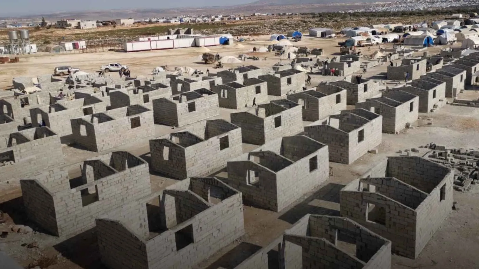Bajarê ku di dorpêça dagirkerî û qirkirinê de li ber xwe dide: Efrîn
