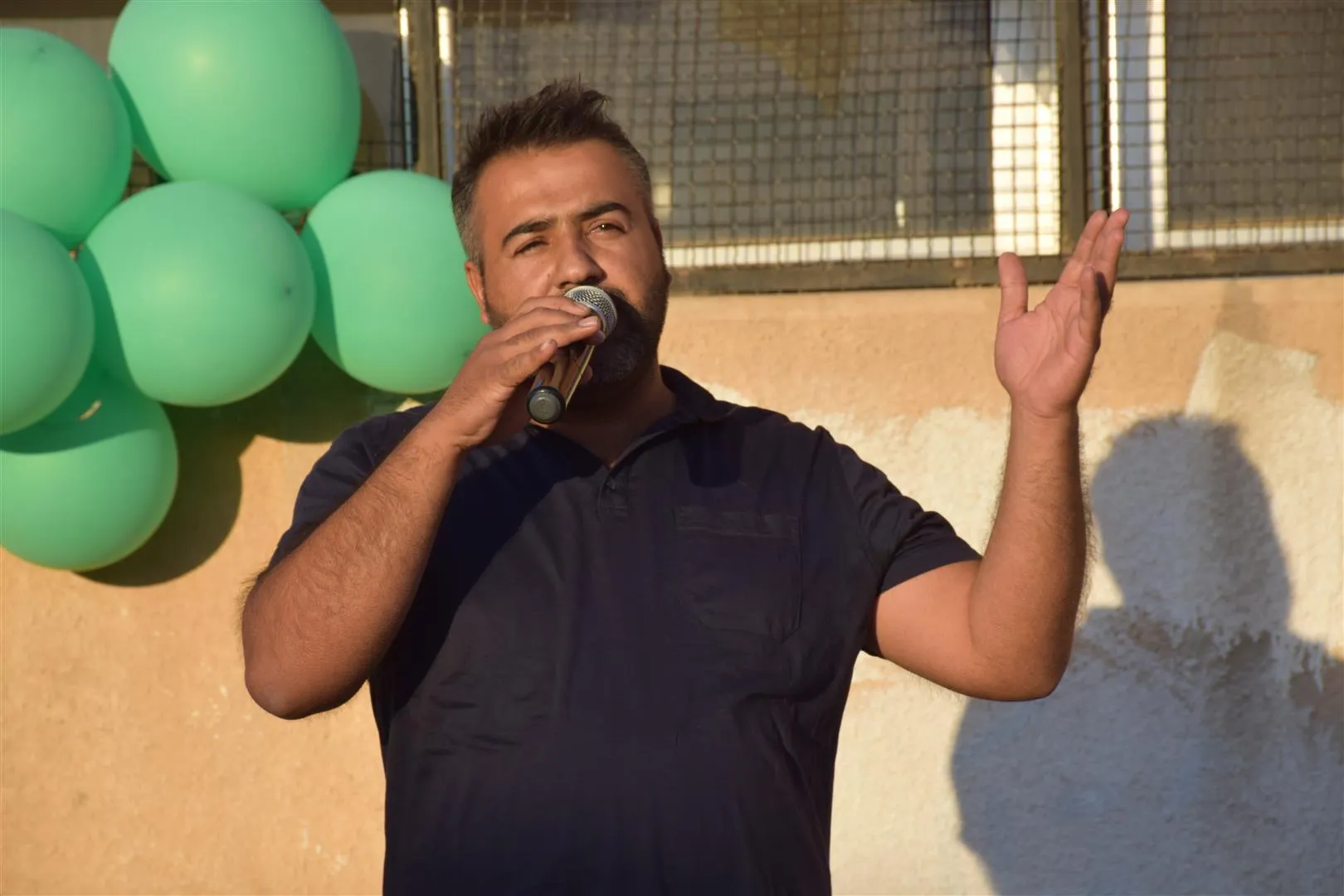 Bi boneya Cejna Zimanê Kurdî, Rêveberiya Giştî ya Dibistanan a Hesekê şahiyek li dar xist