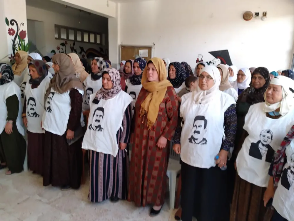 Dayikên gerîla êrişên dewleta Tirk a dagirker şermezar kirin