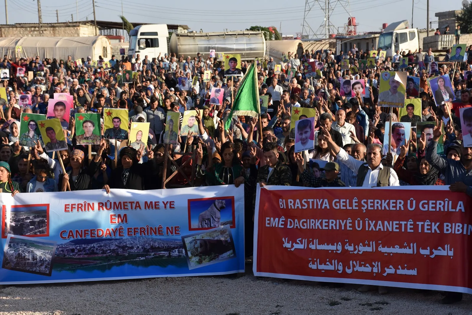 Şêniyên Efrînê li dijî dagirkeriya Tirk meşiyan